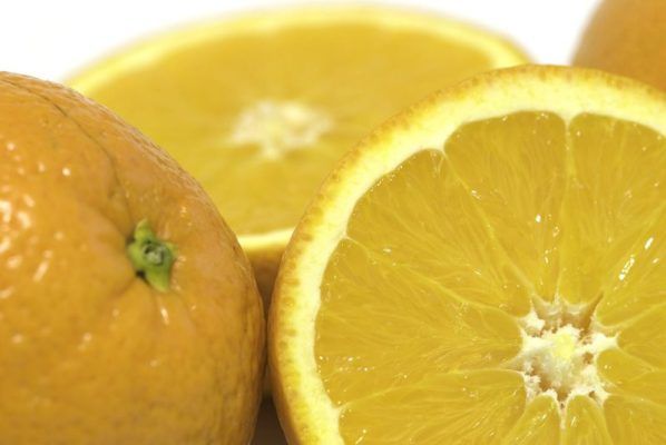 citricos-limon-naranja-toronja-beneficios-belleza-frutas-2017