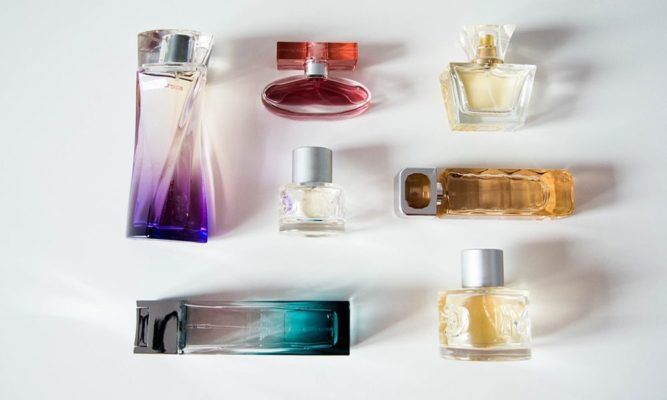 qué-dice-tu-fragancia-de-ti-perfumes-cosméticos-2017